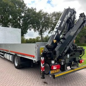 foto 4x2 Platform DAF + Atlas Crane 19t