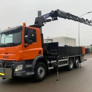 foto 6x2 DAF CF 290 + HMF 32tm