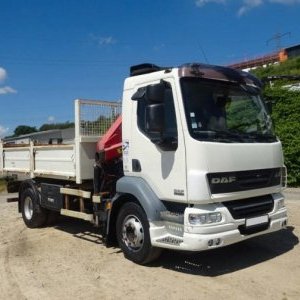 foto 15t DAF LF 55.220 + HMF 735