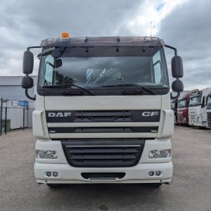 foto 6x4/Eur5 DAF Roll off tipper + Crane HIAB