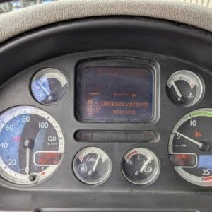 foto 6x4/Eur5 DAF Roll off tipper + Crane HIAB